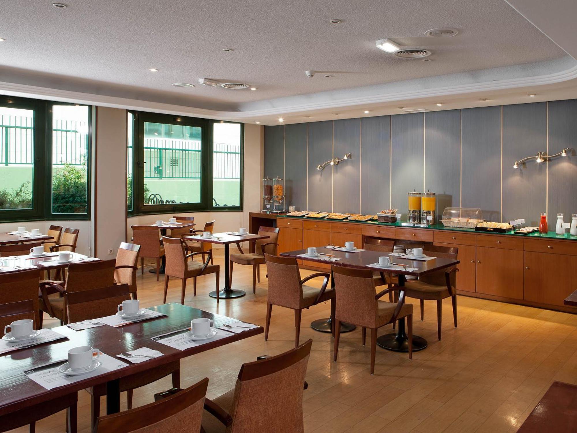 Apartamentos Th Las Rozas מראה חיצוני תמונה